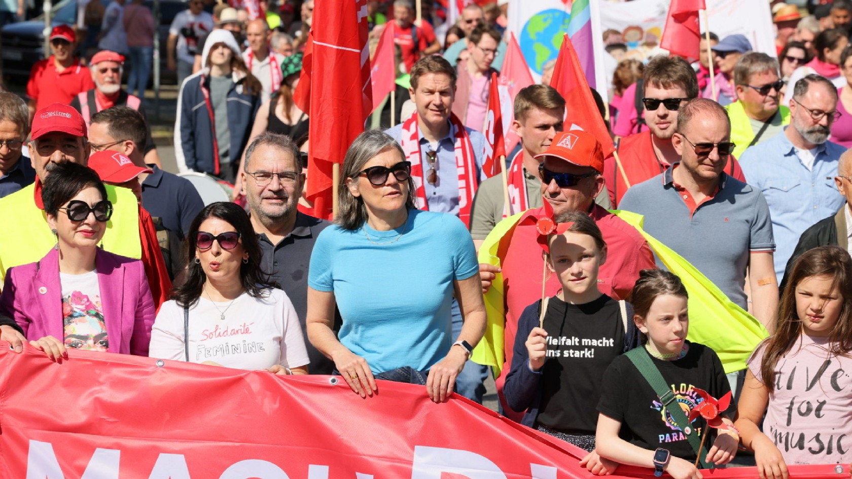 Kundgebung am 1. Mai 2025 mit Christiane Benner in Wolfsburg.