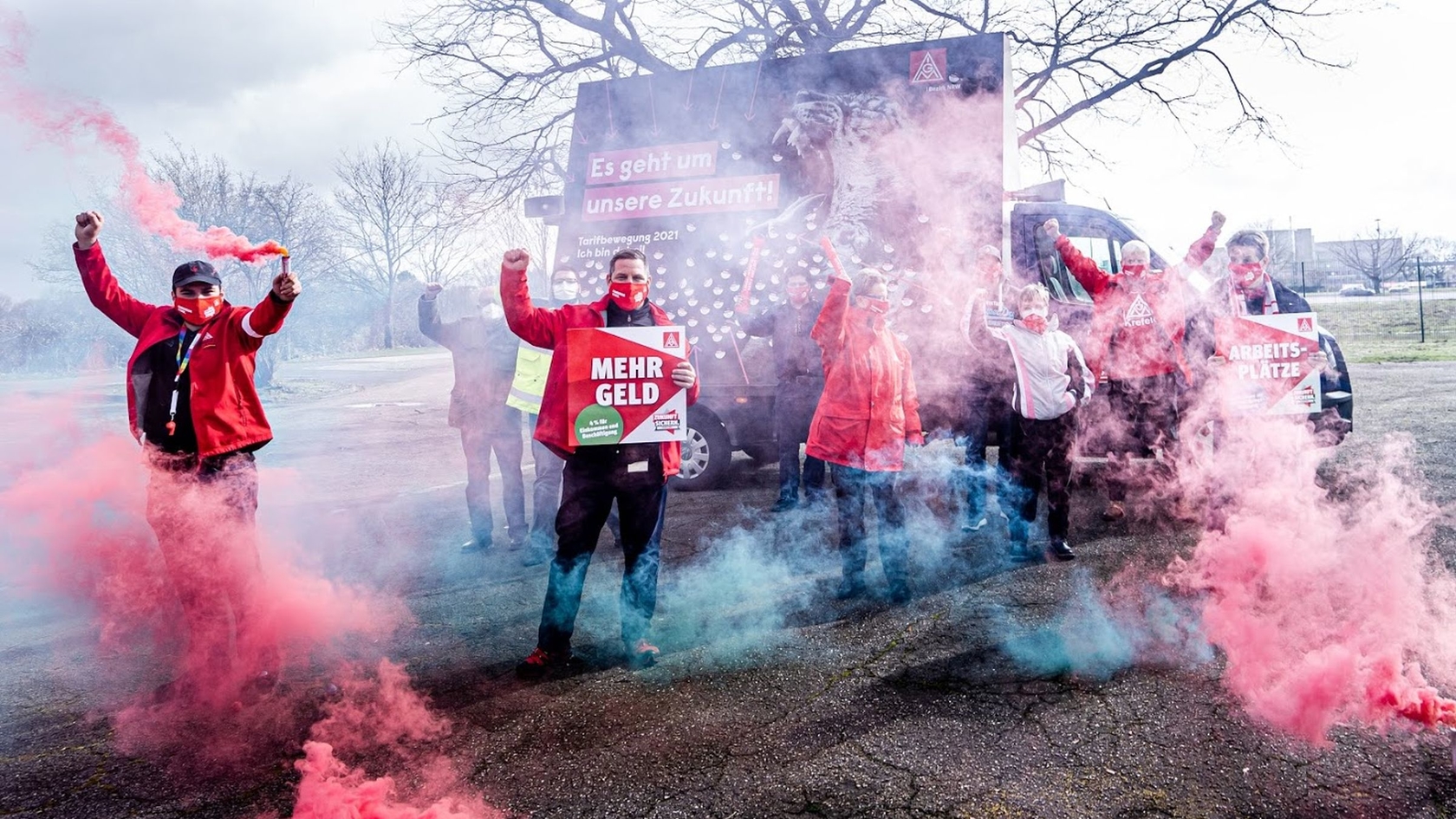 Warnstreik Autokino OTK Nirosta in Krefeld