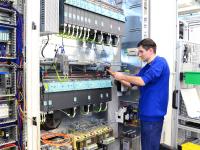 Mehr Geld im Elektrohandwerk