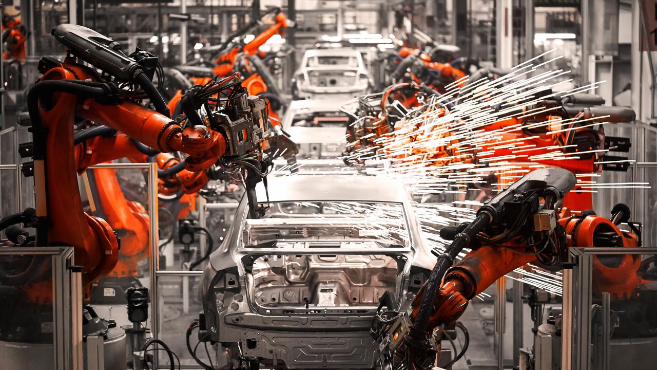 Industrieroboter schweißen Autokarosserien