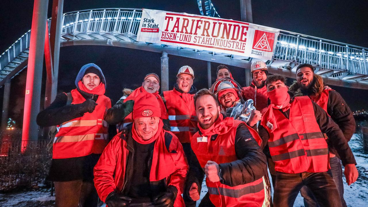 Nachtaktion - Tarifrunde Stahl 2019 in Duisburg