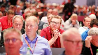 junger Delegierter auf dem Gewerkschaftstag 2019 der IG Metall