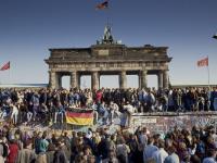 Wer arbeitet wie in Ost und West