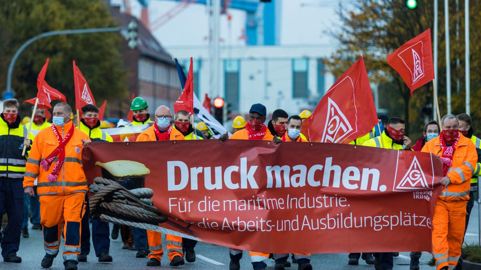 Aktion gegen Stellenabbau im IG Metall-Bezirk Küste