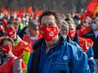 2,3 Prozent mehr, freie Tage für alle - und 1400 neue Ausbildungsplätze jährlich bei VW