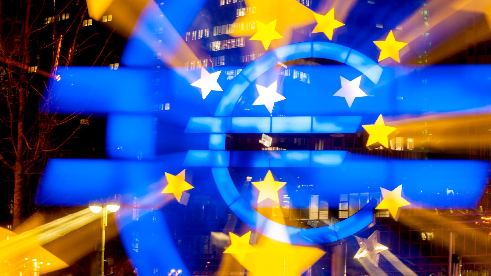 Eine abstrakte Aufnahme des Euro Zeichens