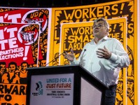 Jörg Hofmann als Präsident von IndustriAll Global Union wiedergewählt