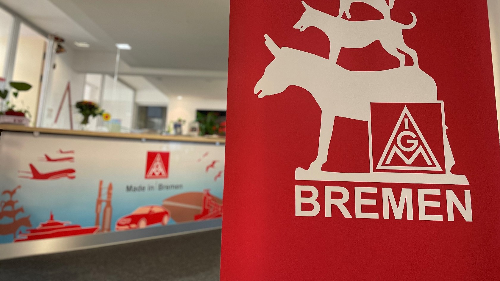 Stadtmusikanten und Eingangsbereich GS Bremen