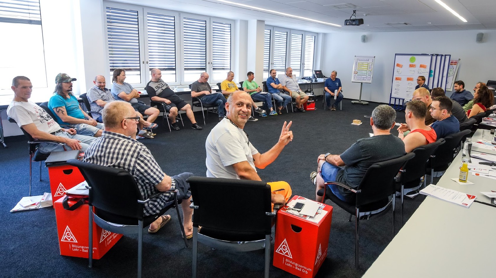 Blick in einen Seminarraum im IG Metall Bildungszentrum Bad Orb