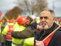 Entwicklung bei Ford in Köln bleibt – Abbau ohne Entlassungen