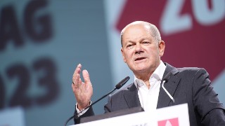 Bundeskanzler Olaf Scholz auf dem 25. Ordentlichen Gewerkschaftstag der IG Metall in Frankfurt.