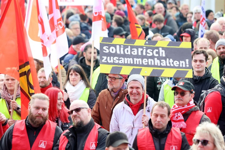 Aktionstag Zukunft statt Kahlschlag in Leipzig