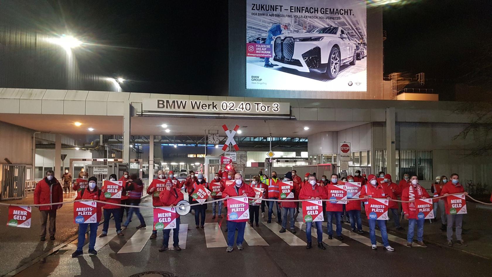 Aktion BMW Landshut zur Tarifrunde Metall und Elektro