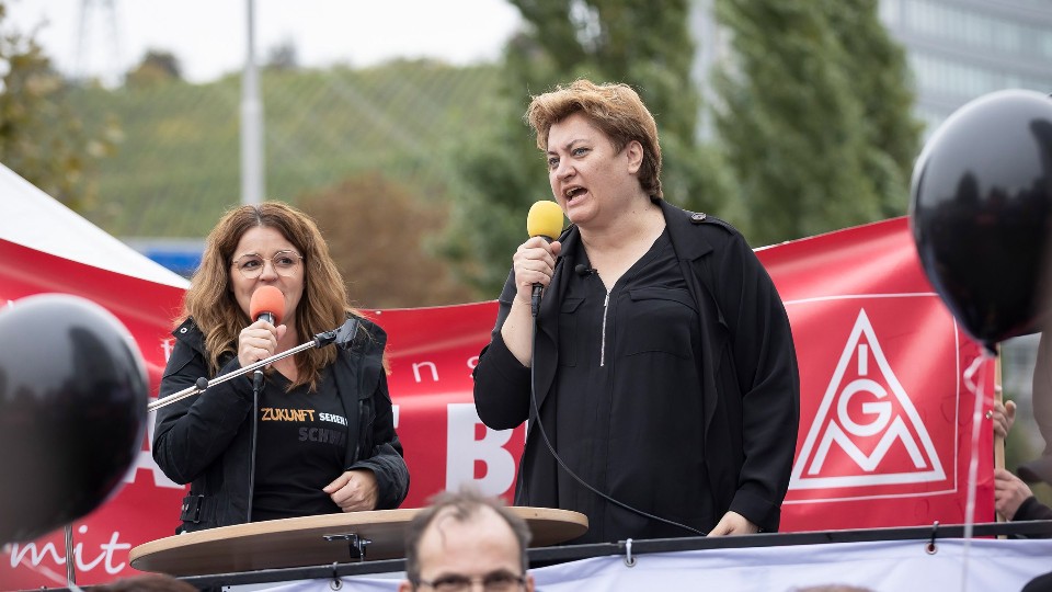 Demonstration vor der Mahle-Konzernzentrale in Stuttgart-Bad Cannstatt