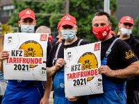 20 000 Beschäftigte machen Druck