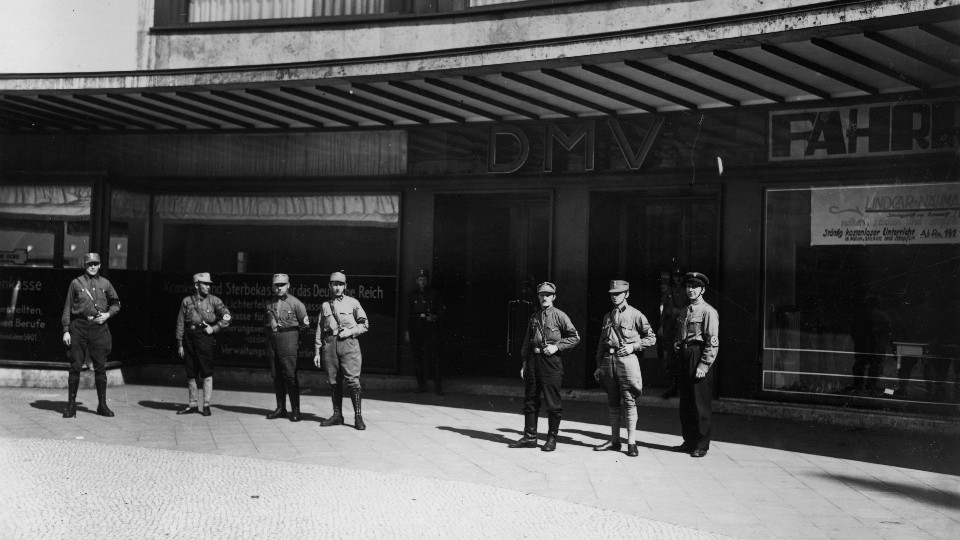 2. Mai 1933: Nazis überfallen Gewerkschaftshäuser