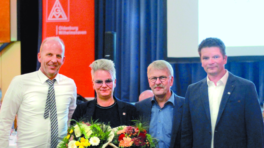 Michael Hehemann (Geschäftsführer IG Metall Emden), Martina Bruse (Geschäftsführerin IG Metall Oldenburg/Wilhelmshaven), Meinhard Geiken (Bezirksleiter IG Metall Küste), Mirco Menzel (2. Bevollmächtigter IG Metall Wilhelmshaven)