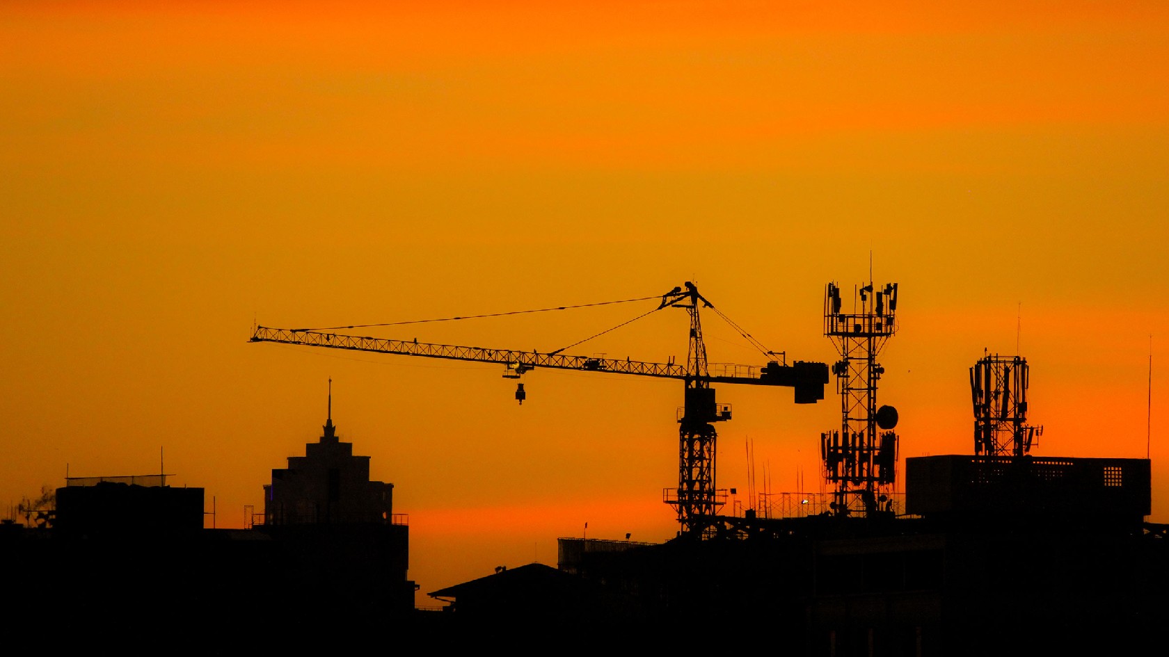 Baustellenpanorama im Abendlicht / Morgenlicht