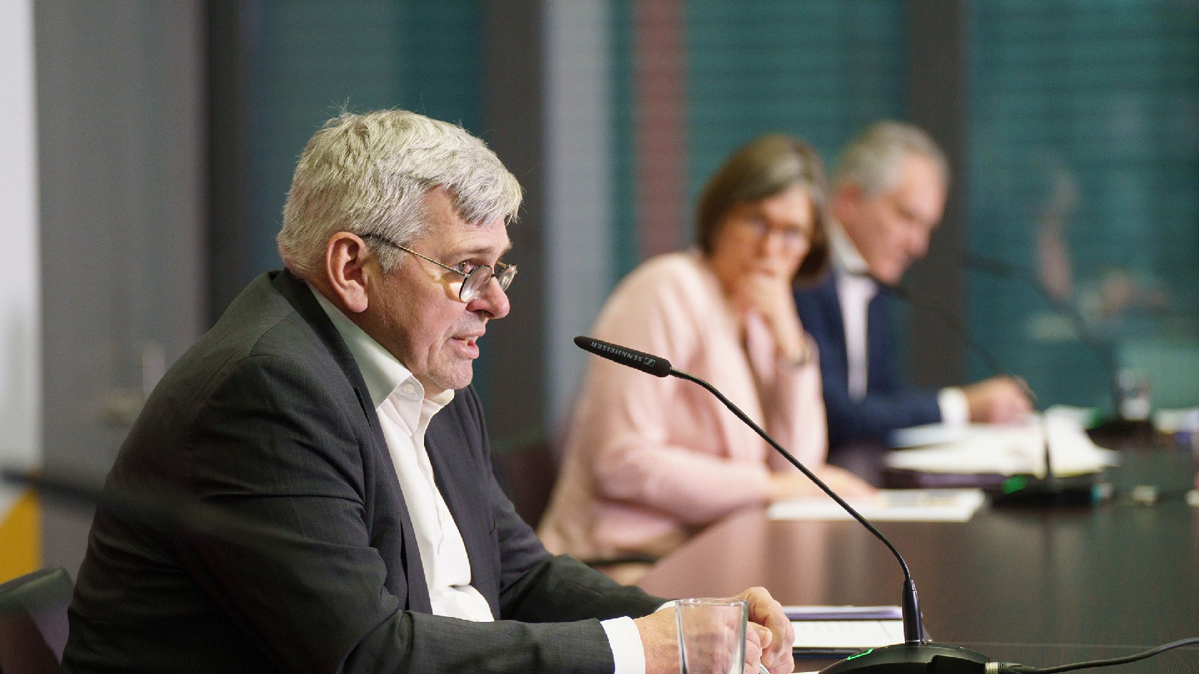 Jörg Hofmann auf der Jahrespressekonferenz der IG Metall 2022
